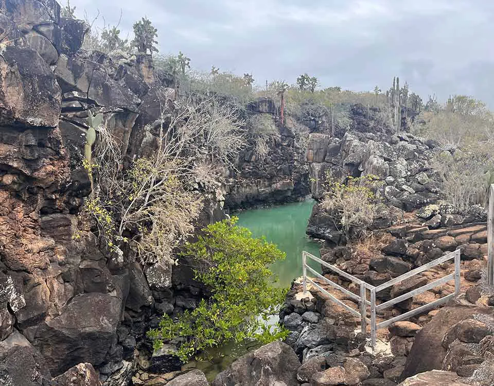 01_viewpoint-of-the-canal-del-amor-1