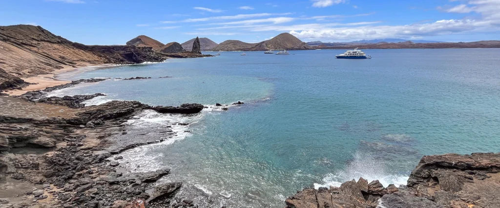 10_paisaje-isla-bartolome-1