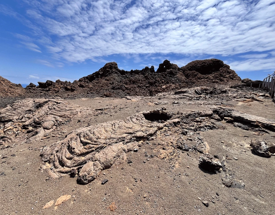 16_paisaje-volcanico-isla-bartolome-1