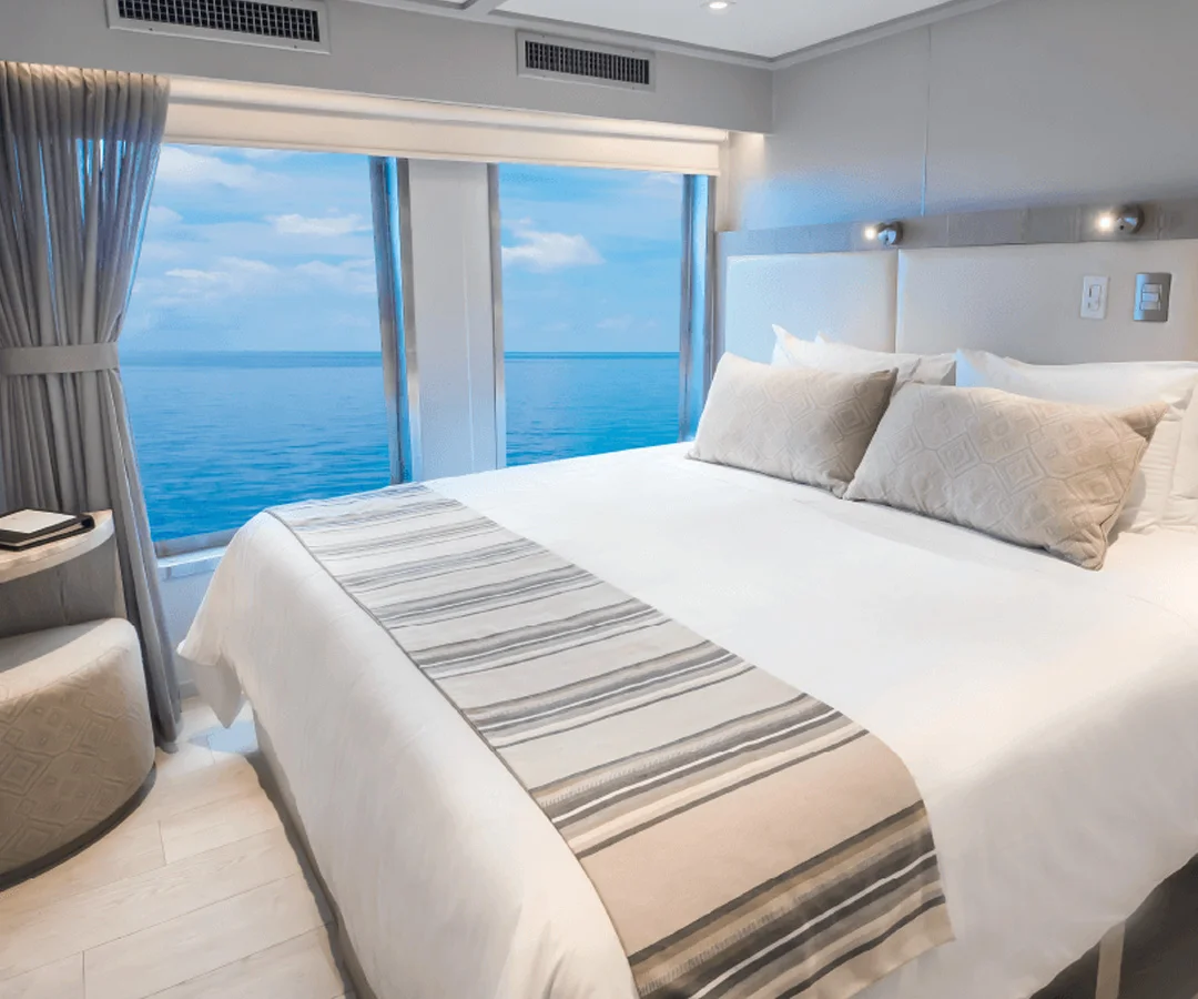 Crucero-luxury-Darwin-Tours-5