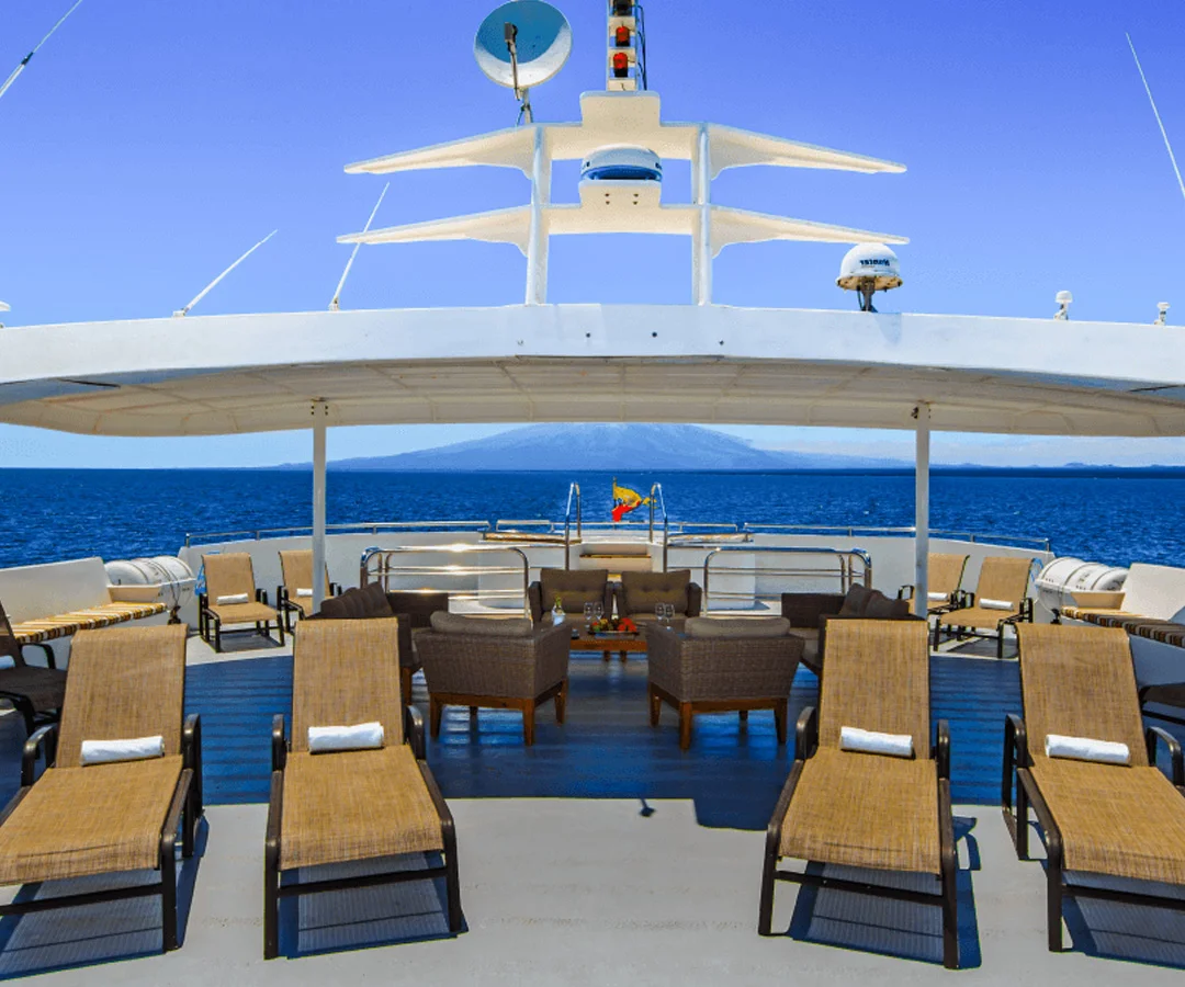 Crucero-primera.clase-Darwin-Tours-1